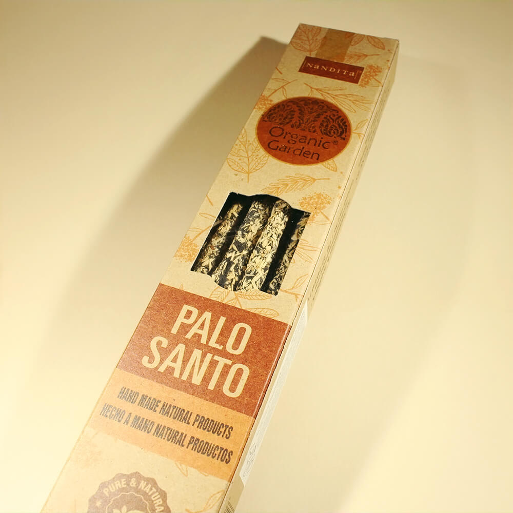 Palo Santo r&ouml;kelsepinnar fr&aring;n m&auml;rket Nandita Organic Garden
